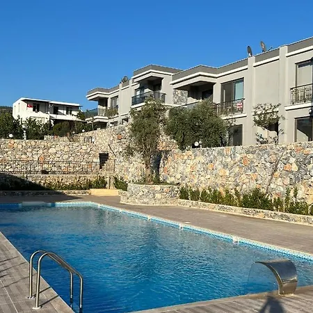 Scenic Flat With Shared Pool In Διαμέρισμα Milas